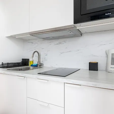 Rentplanet - Wiktoryn Varšava